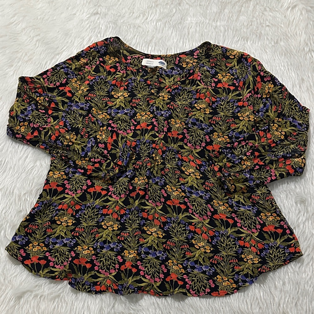 Old Navy Women's Floral Blouse - Black and Multicolor